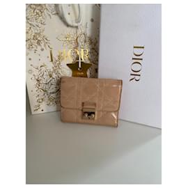 Dior-Miss Dior Promenade-Beige