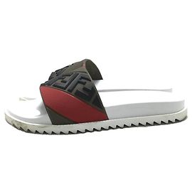 Fendi Männer Sandalen Weiß