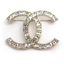 Chanel-NEW CHANEL BROOCH CC LOGO & STRASS SQUARE IN GOLD METAL NEW GOLDEN BROOCH-Golden