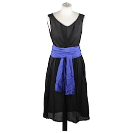 Fendi-Robe sans manches en soie noire avec ceinture bleue Taille 44 IT-Noir