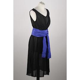 Fendi-Robe sans manches en soie noire avec ceinture bleue Taille 44 IT-Noir