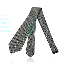 Hermès-Gravata Hermes Paris seda verde França com estampa de bandeira francesa 7142 FA-Verde