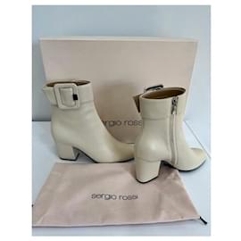 Sergio Rossi-Ankle boots. beige new-Beige