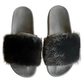 Stunning Givenchy Mink mules sandals Black
