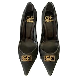 Gianfranco Ferre Vintage-GF Ferré vintage black suede pumps-Black