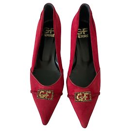 Gianfranco Ferre Vintage GF Ferré vintage red suede pumps Red