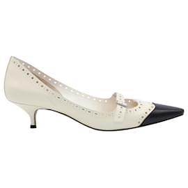 Dior-Dior Spectadior Low Heel Pumps in White and Black calf leather Leather-White,Cream