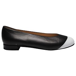 Sapatilhas Stuart Weitzman em couro preto Preto