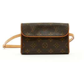Louis Vuitton TASCHE AUF GÜRTEL T75 Monogramm Braun