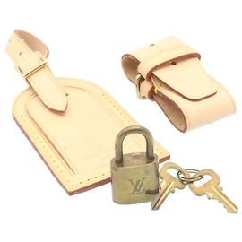LOUIS VUITTON Leather Name Tag Powanie set Beige LV Auth 22735 Beige