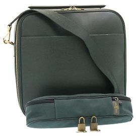 LOUIS VUITTON Taiga Tula 2Bolsa de ombro way M30764 LV Auth ms243 Caqui