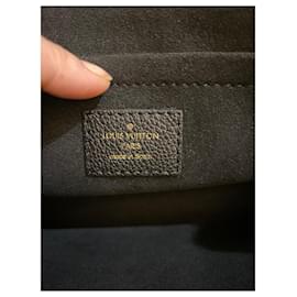 Louis Vuitton-Saint Placide-Noir