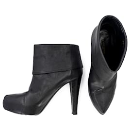 Botines Louis Vuitton occasione - Joli Closet