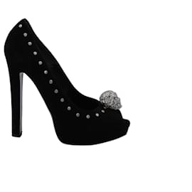 Alexander Mcqueen-Alexander McQueen Skull Embellished Peep Toe Pump in Black Suede-Black
