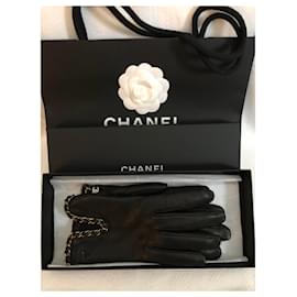 Shop CHANEL 2023-24FW Unisex Plain Leather Logo Leather & Faux Leather  Gloves by MonFavori