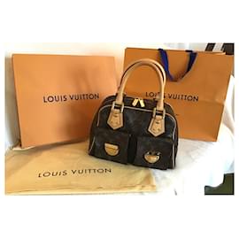 Louis Vuitton-Manhattan-Brown
