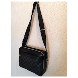 Louis Vuitton-Trocadero Messenger-Grey