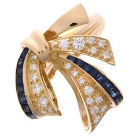 Anillo de Givenchy Dorado