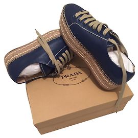 Sneakers Prada in pelle blu Blu