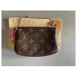 Louis Vuitton-Accesorios mini pochette Edición Limitada Osos Navideños 2018-Castaño