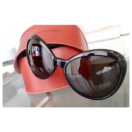 Valentino-Oversized butterfly glasses-Black