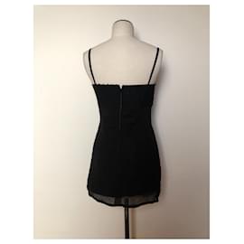 Fendi-Mini-robe en mousseline drapée noire Fendi avec bustier en dentelle-Noir