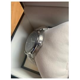 Gucci-Gucci watch 41mm new-Silvery