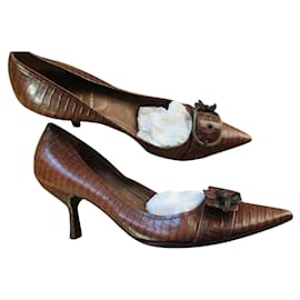 Miu Miu-Sapatos de couro com relevo croc, Pointure 40.-Castanha