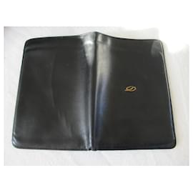 St Dupont-Black leather wallet.-Black