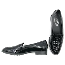 Tod's-Tod's loafers in black patent leather-Black