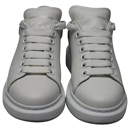 Alexander Mcqueen-Alexander McQueen Larry Sneakers in White Leather-White
