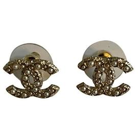 Chanel-PEARL CHANEL CC EARRINGS-Gold hardware