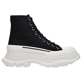 Alexander Mcqueen-Tread Slick High Sneakers in Black Canvas-Black