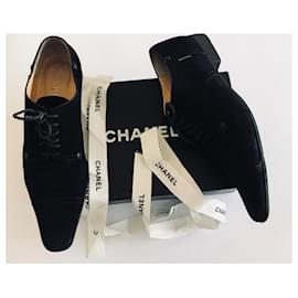 Chanel-Zapatos de ante con cordones-Negro