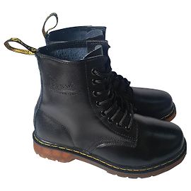 Dr. Martens Black Leather Boots Size 37 Black