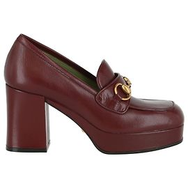 Gucci Bomba de plataforma de couro Houdan Roxo