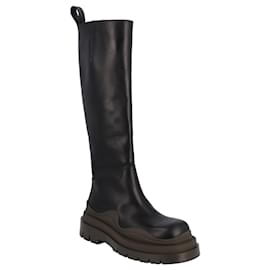 Bottega Veneta-Bottega Veneta Women Tire Kneehigh Boots In Black And Camping-Black