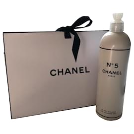 Chanel-Fábrica N5-Branco