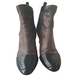 Louis Vuitton Ankle Boots Brown Leather 38 Brown