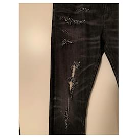 Gucci-Vaqueros Gucci de denim desgastado con estudio y bordado de cristal-Negro