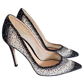Rania Gianvito Rossi pumps Black