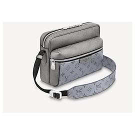 Louis Vuitton-LV Outdoor messenger new-Silvery