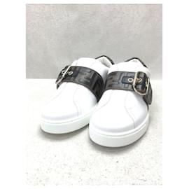 Fendi-FENDI Low Cut Sneakers / 36 / WHT / Leather / White Leather Sneakers Signature-White