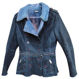 Burberry shearling jacket size M Blue