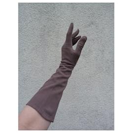 Hermès-Gloves-Taupe