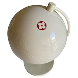 Louis Vuitton Globe White White