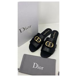 Dior-Sandálias Dior Montaigne-Preto