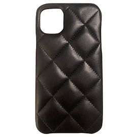 Custodia per iPhone di Chanel 11. Nero