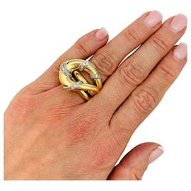 inconnue-Ring "Knot", two golds set with diamonds.-Other
