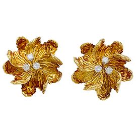 Orecchini Boucheron "Fiori" in oro giallo e diamanti. Altro